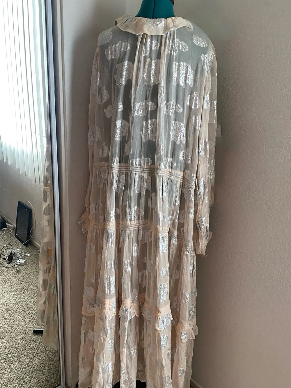 Anthropologie Cream and Silver Tassel Tie Long Metallic Dot Maxi Dress 3X - Picture 3 of 6